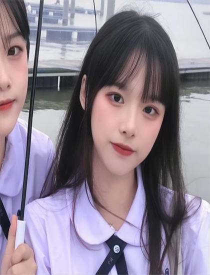 白袍的约定观影指南：如何理解文化背景与历史语境 获得更深感悟