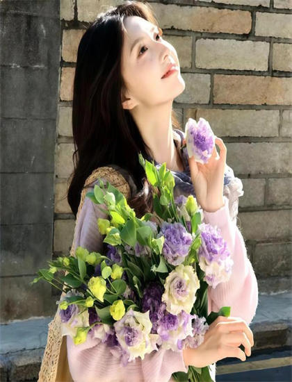 从歌舞片角度解读《出柜好莱鸟》：的技术创新与艺术成就 ——带你领略歌舞片的魅力